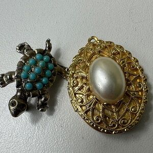 Gold-Tone Oval locket Pendant with Pearl Accent & Turquoise Turtle brooch